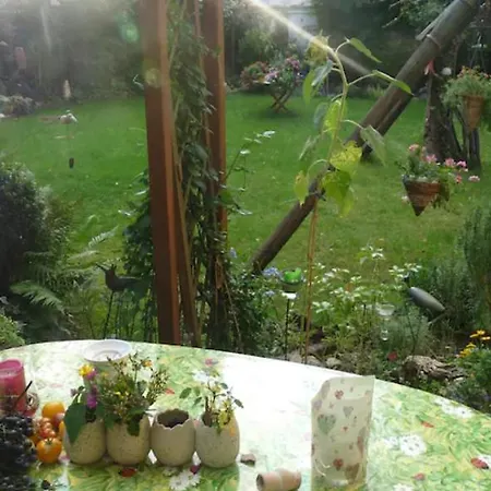 Atelierwohnung Am Flughafen Koeln -bonn Apartament
